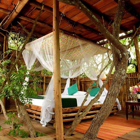 The Saraii Tree Lodge Tissamaharama Buitenkant foto