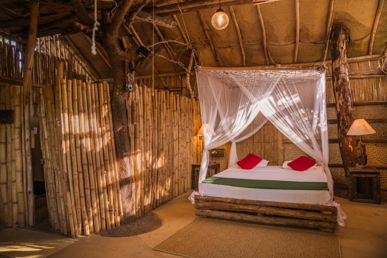 The Saraii Tree Lodge Tissamaharama Buitenkant foto